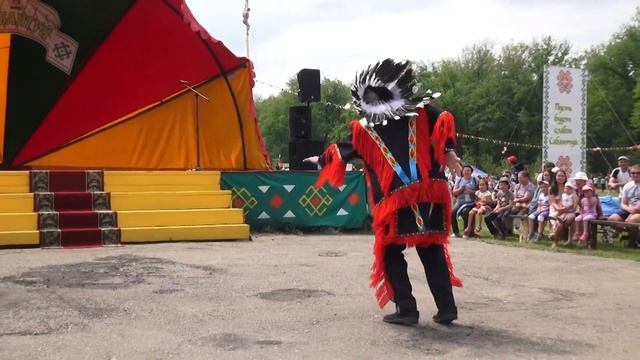 Этнический индейский танец. смотреть онлайн