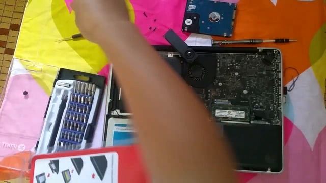 How To Upgrade MacBook Pro Hard Drive