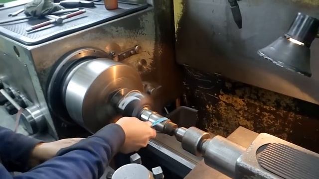 Шлифовка коленвала тяжелого мотоблока смотреть онлайн