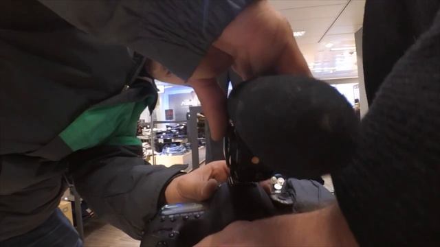 просто магазин в Кёльне смотреть онлайн