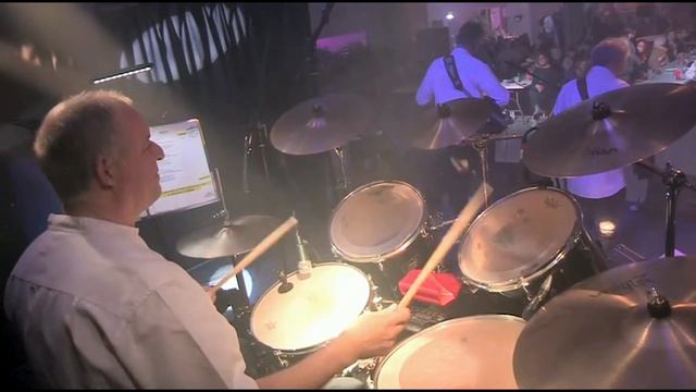 Medley Pink Floyd, cover by Plugins смотреть онлайн