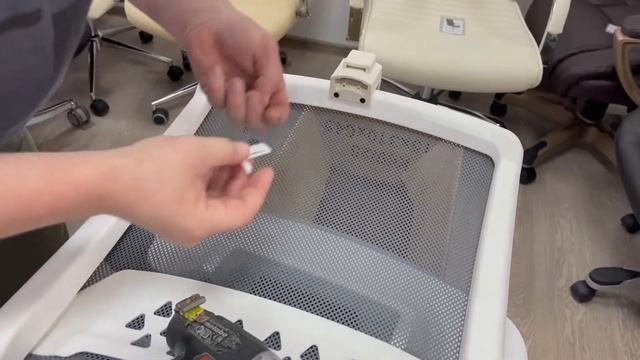 Обзор кресла руководителя Бюрократ EXPERT смотреть онлайн