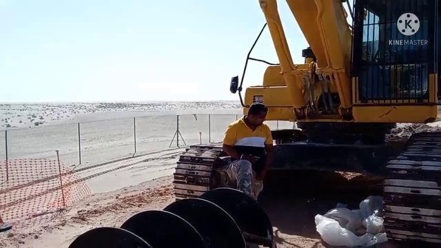 KOMATSU PC400-8 BREAKER NOT WORK, FIRST TIME, IN MY EXPERIENCE LETS WATCH AND SEE.(PART. 1) смотреть онлайн
