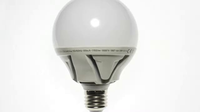 Ampoule led globe E27, 15W, 1150 lm, 190°, blanc chaud смотреть онлайн