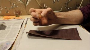 Обработка янтаря вручную.