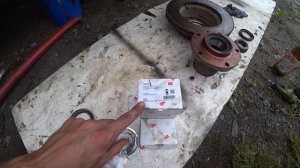 Замена ступичного подшипника Мерседес Спринтер 208Д