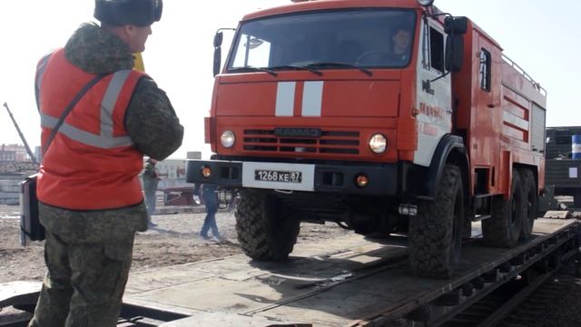 Военные железнодорожники Центрального военного округа в Абакане начали погрузку техники для отправк смотреть онлайн