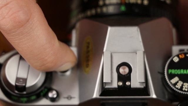 THE CANON AE-1 PROGRAM! Everything You Need To Know! | Vlog 139 смотреть онлайн