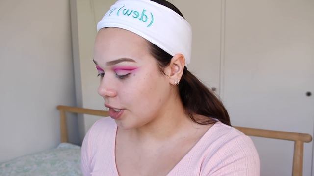I transformed into mid-sized Barbie *bcus halloween is dry this year* смотреть онлайн