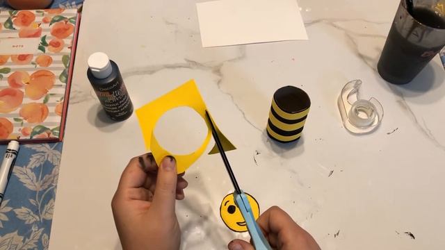 Busy Bee - Primary Art Tutorial смотреть онлайн