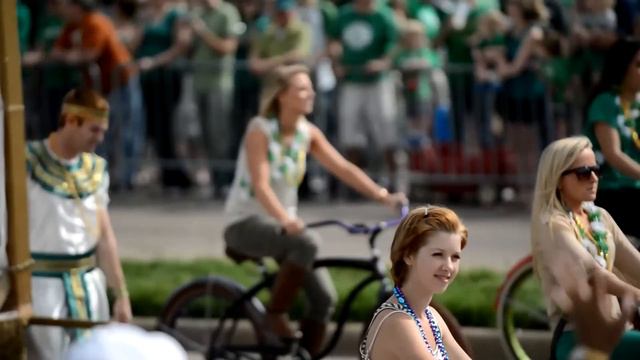 Nikon D4 Test - Video with External Rode Microphone смотреть онлайн