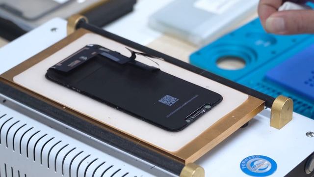 Remove The iPhone XR Frame In A Safely And Quickly Way Use The Blue Light Laser Separation Machin смотреть онлайн