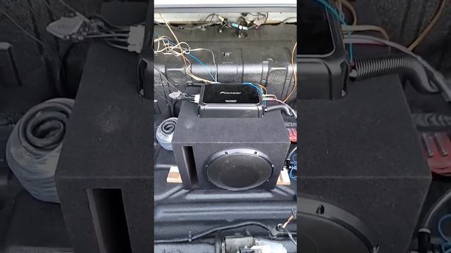 Pioneer TS-D12D2 смотреть онлайн