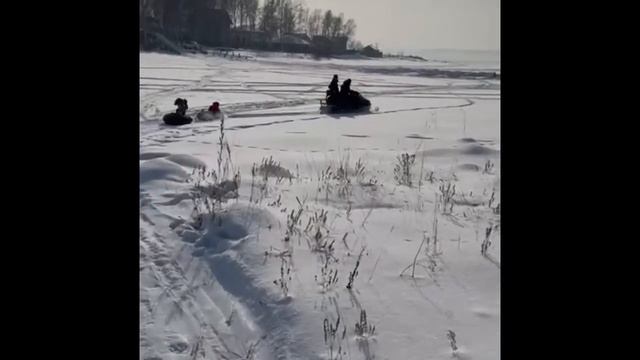 Покатушки на снегоходе BRP lynx yeti pro 550 смотреть онлайн