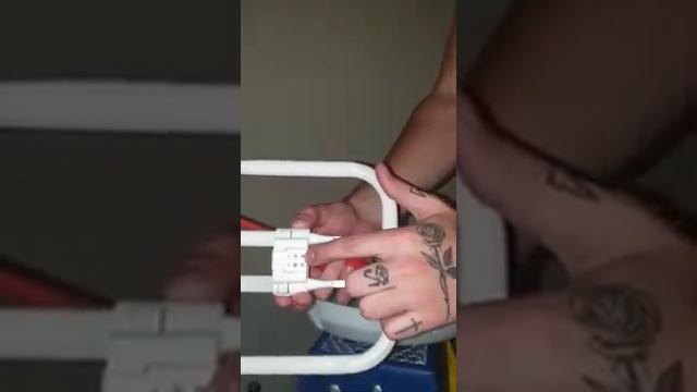 How to change a bathroom 2D light bulb смотреть онлайн