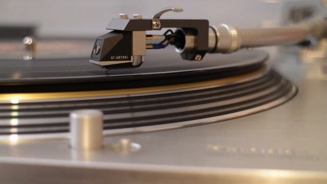 Bizet - Carmen - Habanera (2016 Vinyl LP) - Technics 1200G  Audio Technica ART9XI.mp4