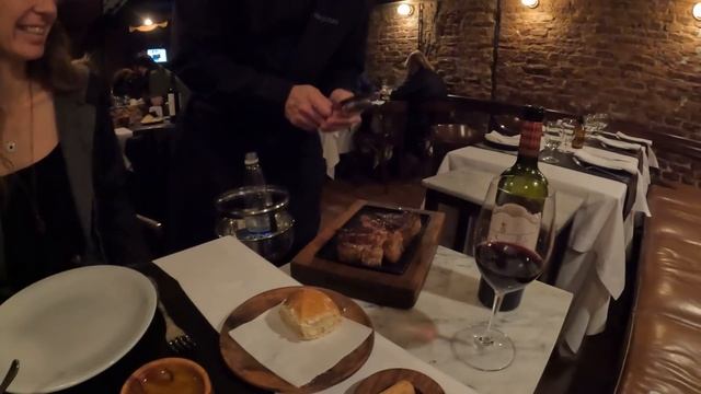 Arjantin'deki En Lüks Restorana Gittim - 13.000 Peso Hesap Ödedim !!! смотреть онлайн