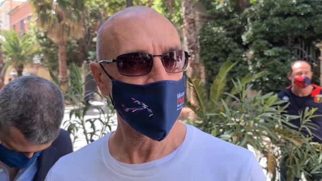 Genoa. Davide Ballardini ha posto la propria firma sul muretto di Alassio: "Per ora dico grazie" смотреть онлайн