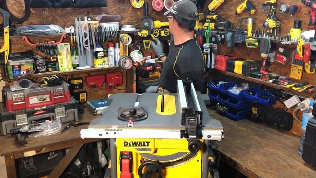 Przedstawienie Nowego Nabytku Pilarka Stołowa Akumulatorowa  DCS7485 XR FLEXVOLT