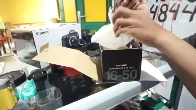 UNBOXING FUJIFILM X-A2 YELLOW & CONTOH HASIL FUJIFILM X-A2 смотреть онлайн