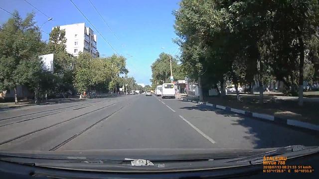 Видеорегистратор Mio MiVue 788 - дневная съёмка смотреть онлайн