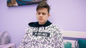 ВСЯ ШКОЛА ПРОТИВ СТАРШЕКЛАССНИКА!!!