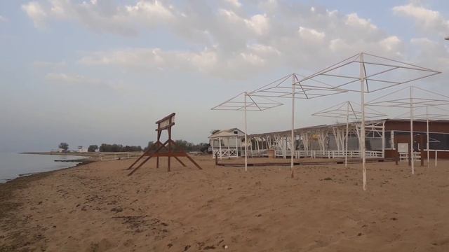 Чудесный пляж в Заозерном наз.Барабулька смотреть онлайн