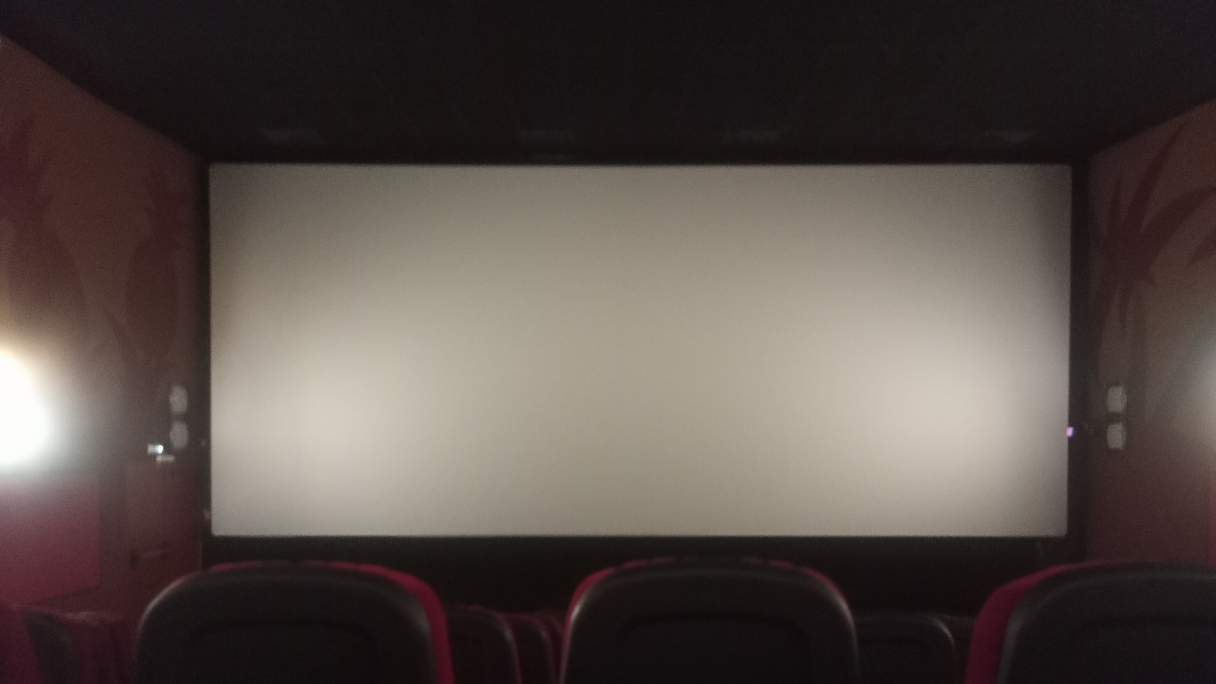 Мы сегодня ходили в кино на Гадкий я 4! Мне не понравилось? Интересный Стрим!)