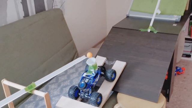 Ping Pong Trick Shots | Какой трикшот получится лучше? смотреть онлайн