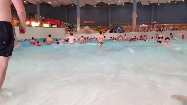 ВЛОГ: ЧАСТЬ 2 ПОЕЗДКИ В ТЮМЕНЬ, АКВАПАРК ЛЕТО ЛЕТО, ВЕСЕЛО ПРОВЕЛИ ВРЕМЯ:)