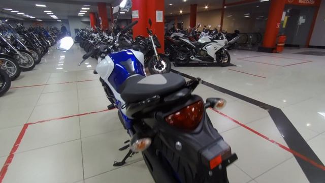 Мотоцикл SUZUKI SFV400 GLADIUS Арт. S51464 Мотосалон Мегамото смотреть онлайн