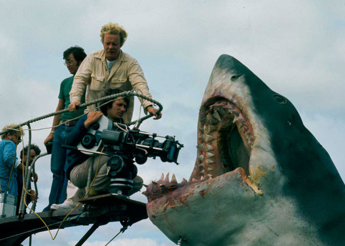 Джон Уильямс. Челюсти смотреть онлайн