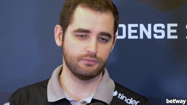CS:GO Pros Answer: Who is the Most Legendary Player? смотреть онлайн