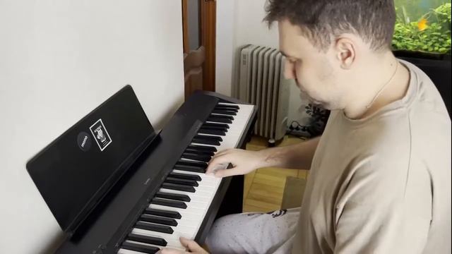 Прекрасное далёко - Евгений Крылатов (фортепиано) смотреть онлайн