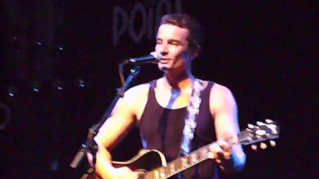James Marsters sings Smile. Cardiff July 2007 смотреть онлайн