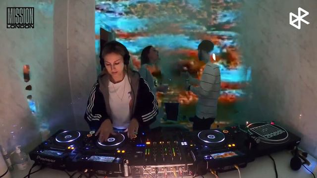 ERBIUM TAKEOVER / JAY CARDER B2B TRIESTE / January 29 / 17:00 - 18:00 смотреть онлайн