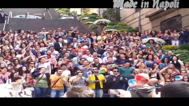 TARANTELLA 2015 ORA BALLA e CANTA NAPOLI смотреть онлайн