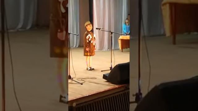 Шмидт Диана стих С.Михалкова "Детский ботинок" смотреть онлайн