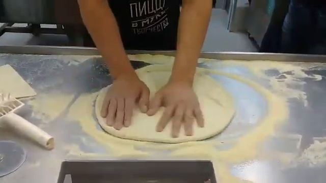 Додо пицца Раскатка теста для толстой и тонкой пиццы 201809 смотреть онлайн