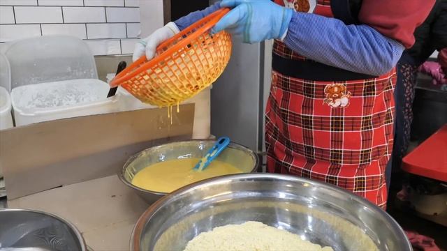 진심이 느껴집니다!! 대한민국 놀랍고 흥미로운 길거리음식 Top10 몰아보기, 떡볶이, 통닭, 삼겹살, 피자, 어묵, 튀김 / Korea's top 10 street food смотреть онлайн