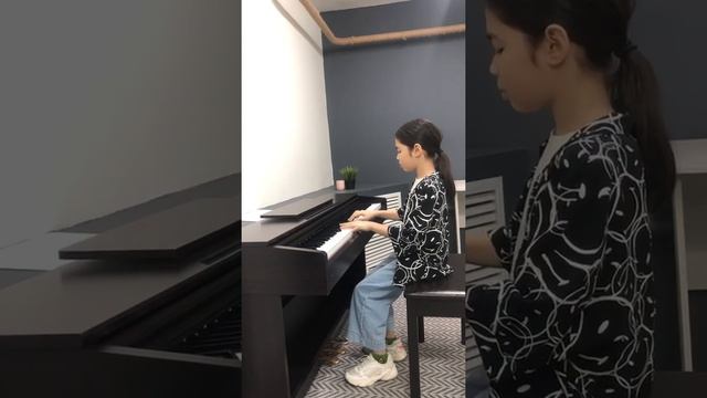 Мәди Адия, АХУ им А.Селезнева, 1 кл. смотреть онлайн