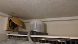 МОИ ОШИБКИ!!! ВЕНТИЛЯЦИЯ В ЗИМНЕМ КУРЯТНИКЕ!!! Влажность,Сырость и Грибок в КУРЯТНИКЕ