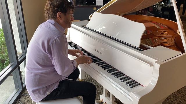 White Room by Cream piano cover on a Yamaha GB1K Baby Grand Piano in Polished White смотреть онлайн