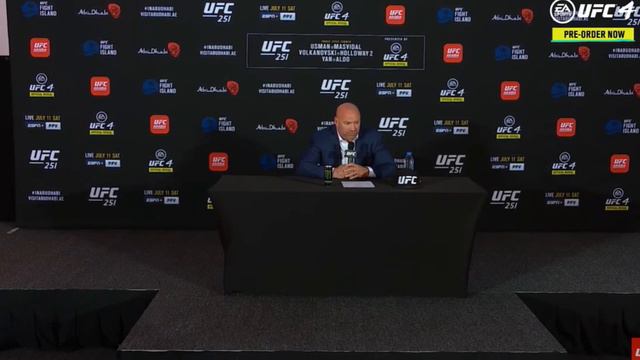 Dana White blasts Paige Van Zant, Jorge Masvidal avoids Colby Covington fight смотреть онлайн