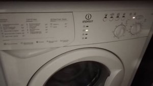 Поломка стиральной машины Indesit WISL 102