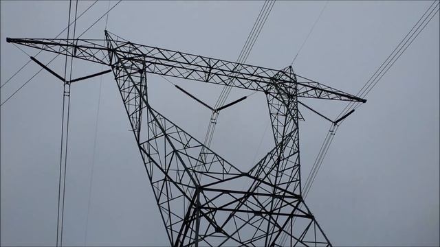 High Voltage 765 KV Power Line Noise