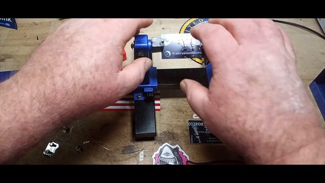 Blink 1.1 kit build from learntosolderkits.com смотреть онлайн