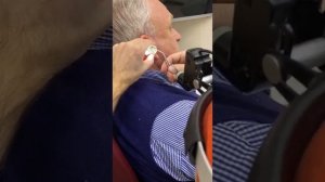 Удаление серной пробки из уха