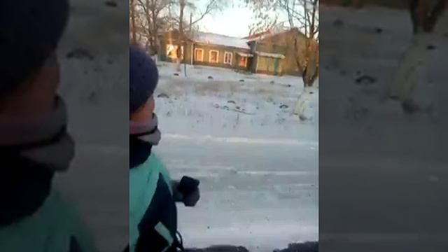 я и моя девушка веселились и у нас сел телефон смотреть онлайн