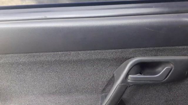 Задние двери не открываются изнутри. смотреть онлайн